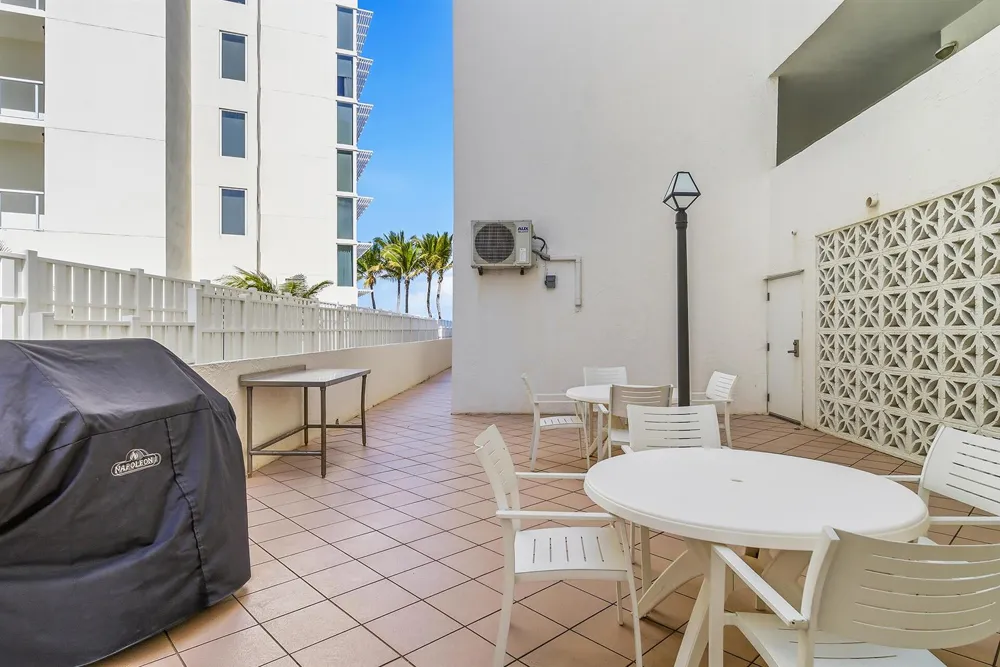 3580 S Ocean Boulevard #4c South Palm Beach, FL 33480