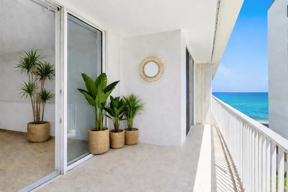 3580 S Ocean Boulevard #4c South Palm Beach, FL 33480