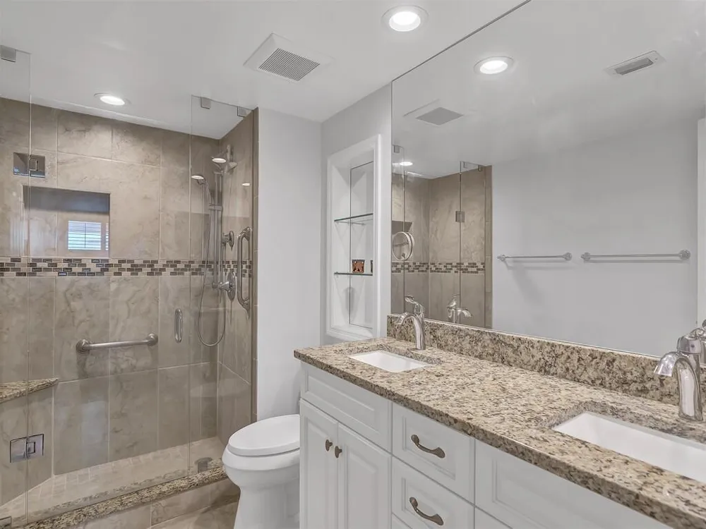 1700 Ocean Drive #306 Vero Beach, FL 32963
