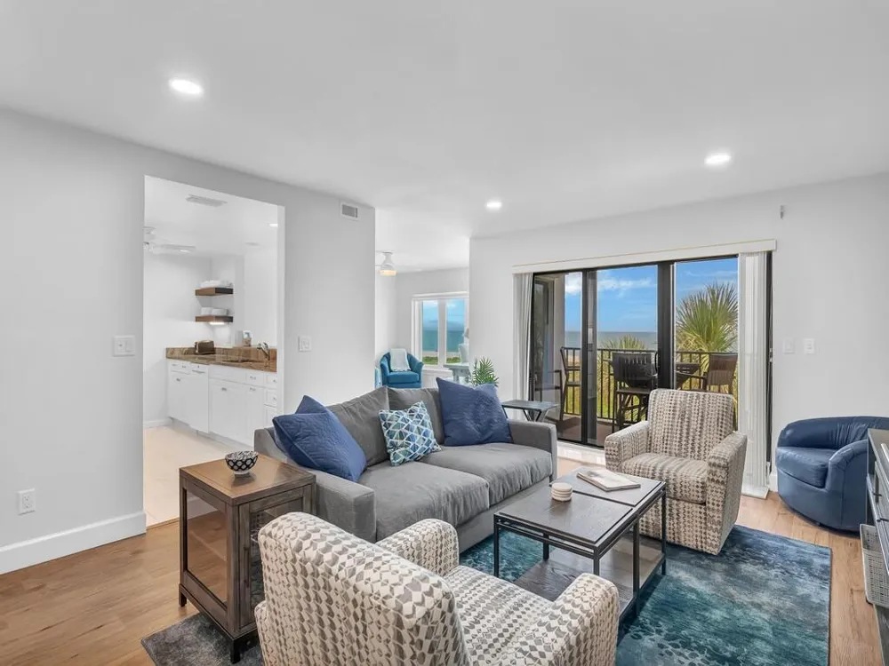 1700 Ocean Drive #306 Vero Beach, FL 32963