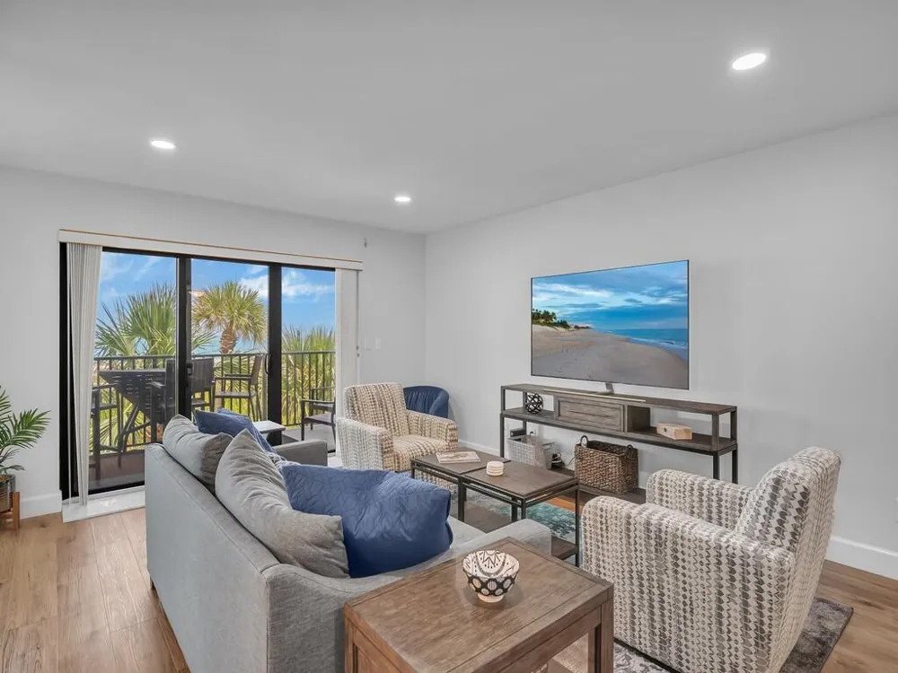 1700 Ocean Drive #306 Vero Beach, FL 32963