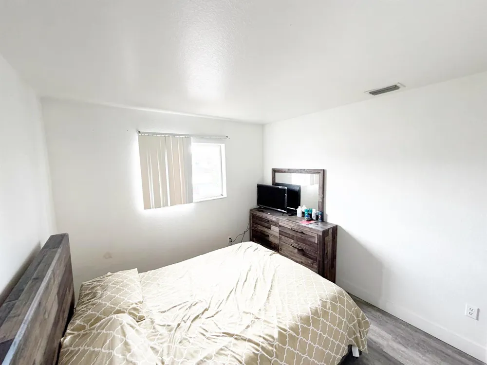 2769 NW 13th Street #6 Pompano Beach, FL 33069