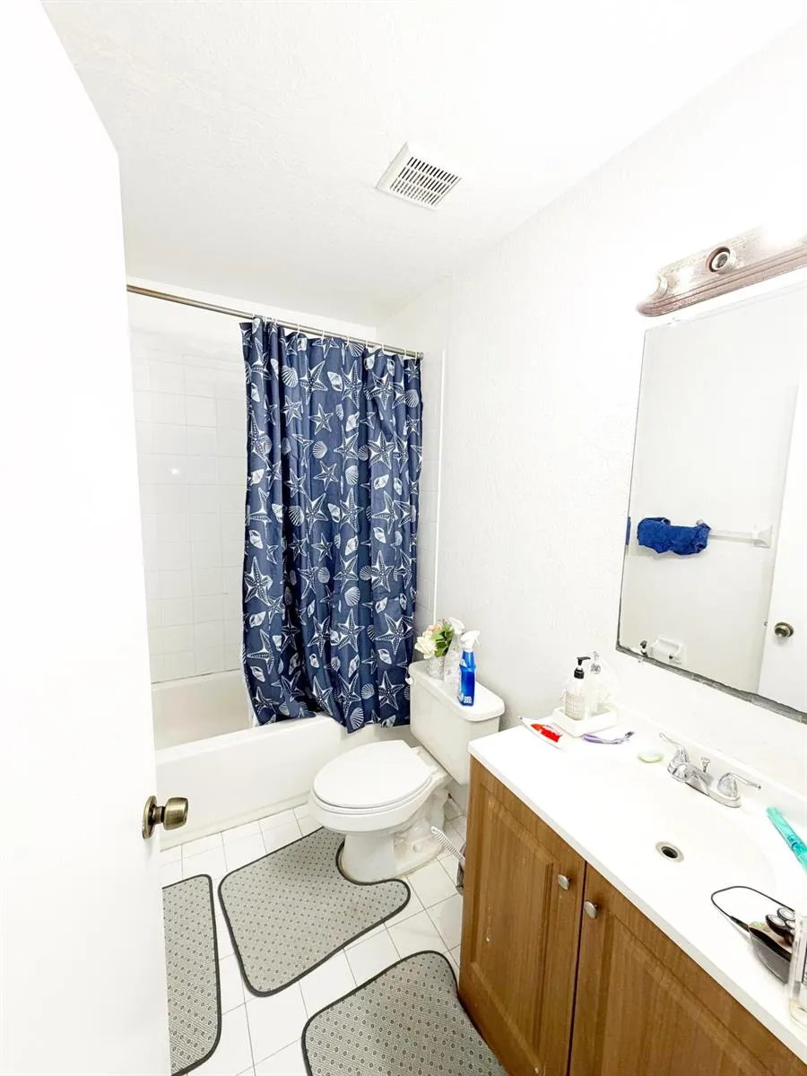 2769 NW 13th Street #6 Pompano Beach, FL 33069