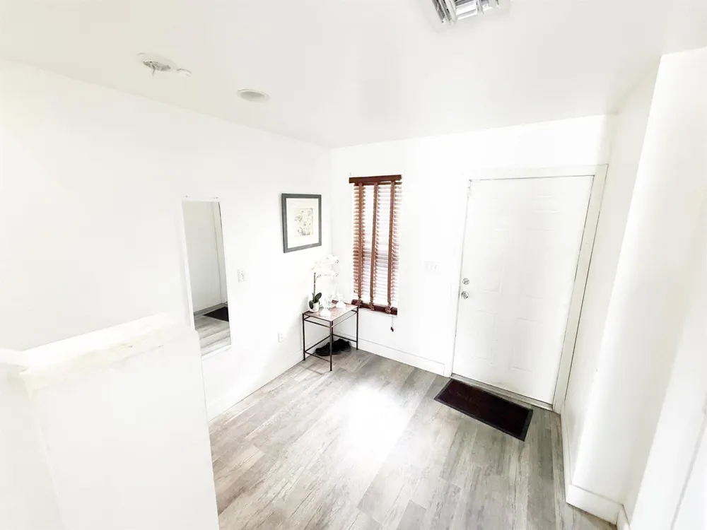 2769 NW 13th Street #6 Pompano Beach, FL 33069