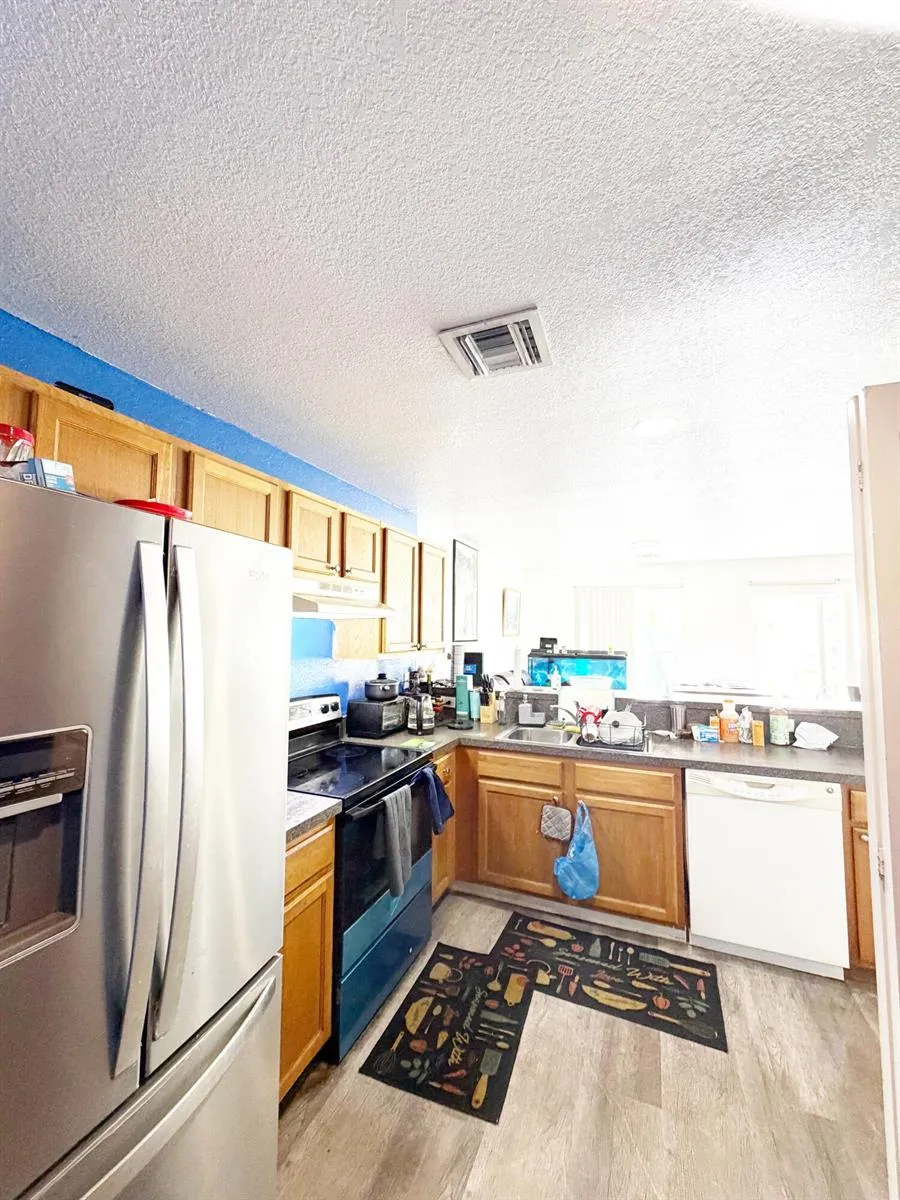 2769 NW 13th Street #6 Pompano Beach, FL 33069