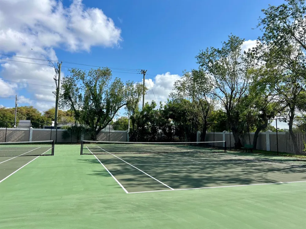 7801 S Aragon Boulevard #4 Sunrise, FL 33322