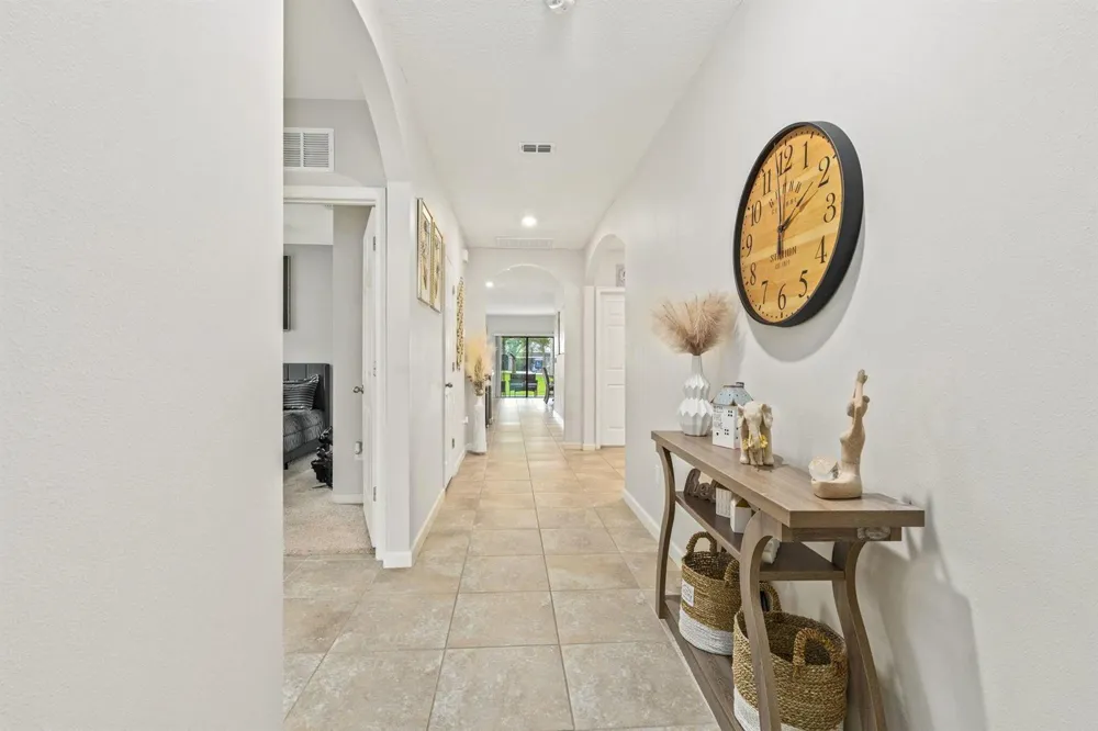 5605 Amusement Avenue Fort Pierce, FL 34947