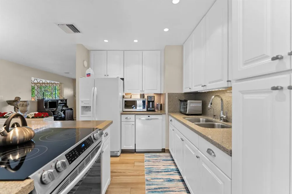 2625 NW 3rd Avenue Wilton Manors, FL 33311