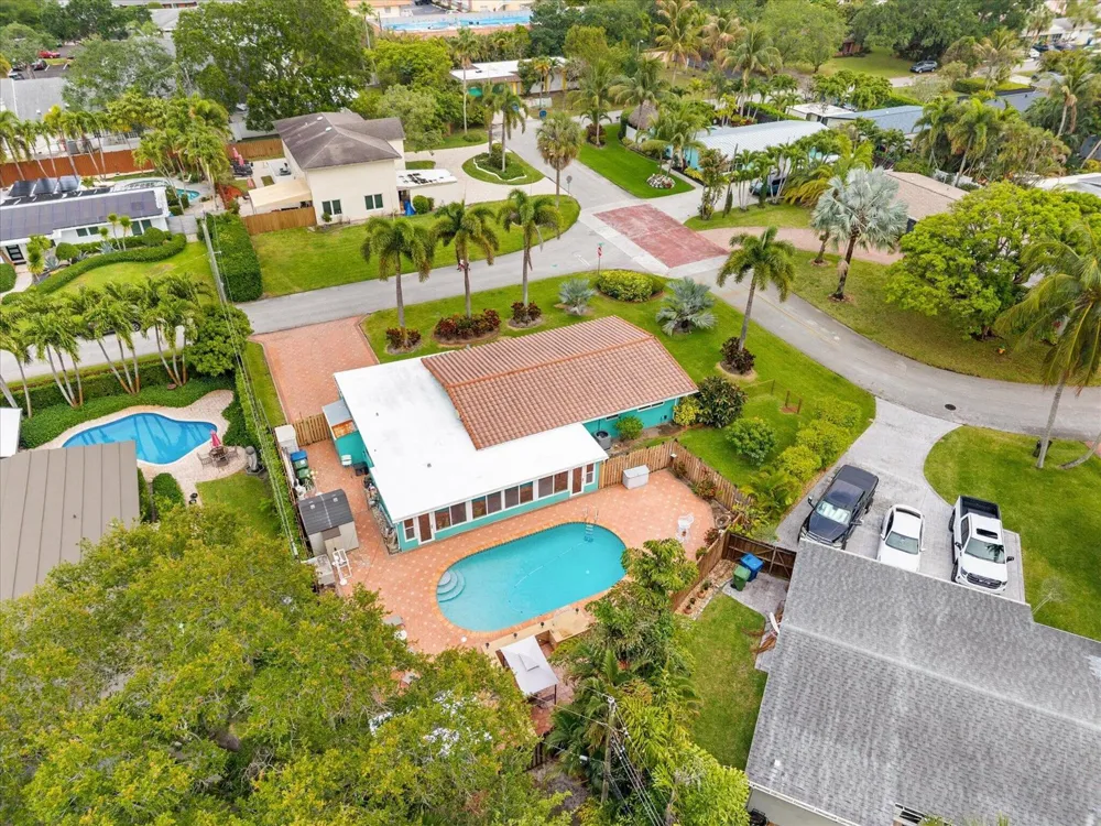 2625 NW 3rd Avenue Wilton Manors, FL 33311