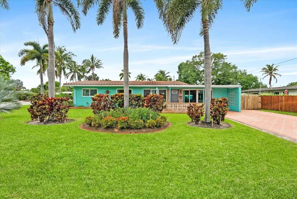 2625 NW 3rd Avenue Wilton Manors, FL 33311