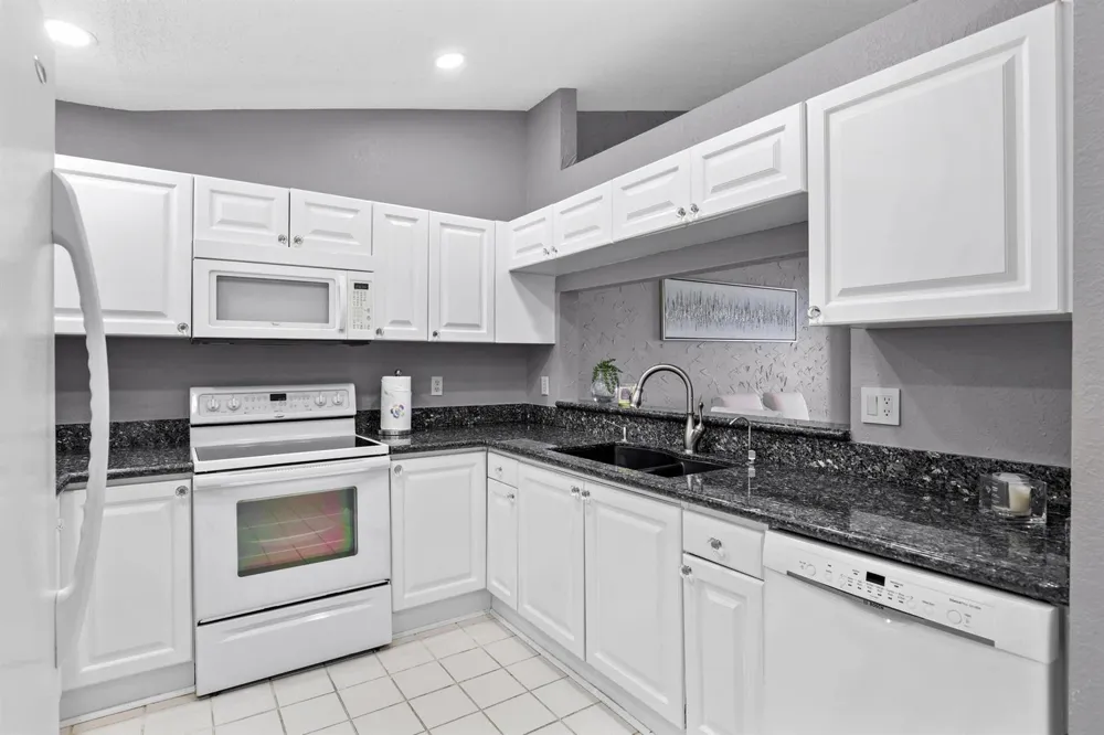 8180 Bellwort Place Boynton Beach, FL 33472