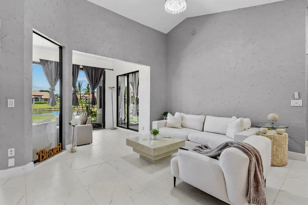 8180 Bellwort Place Boynton Beach, FL 33472