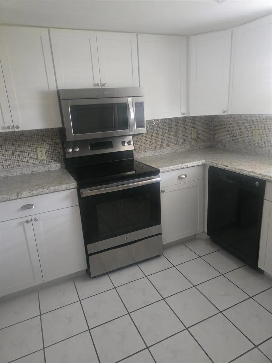 400 18th Street #P-5 Vero Beach, FL 32960