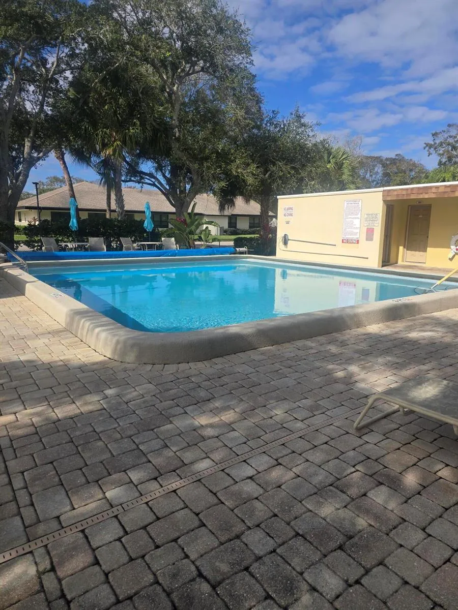400 18th Street #P-5 Vero Beach, FL 32960