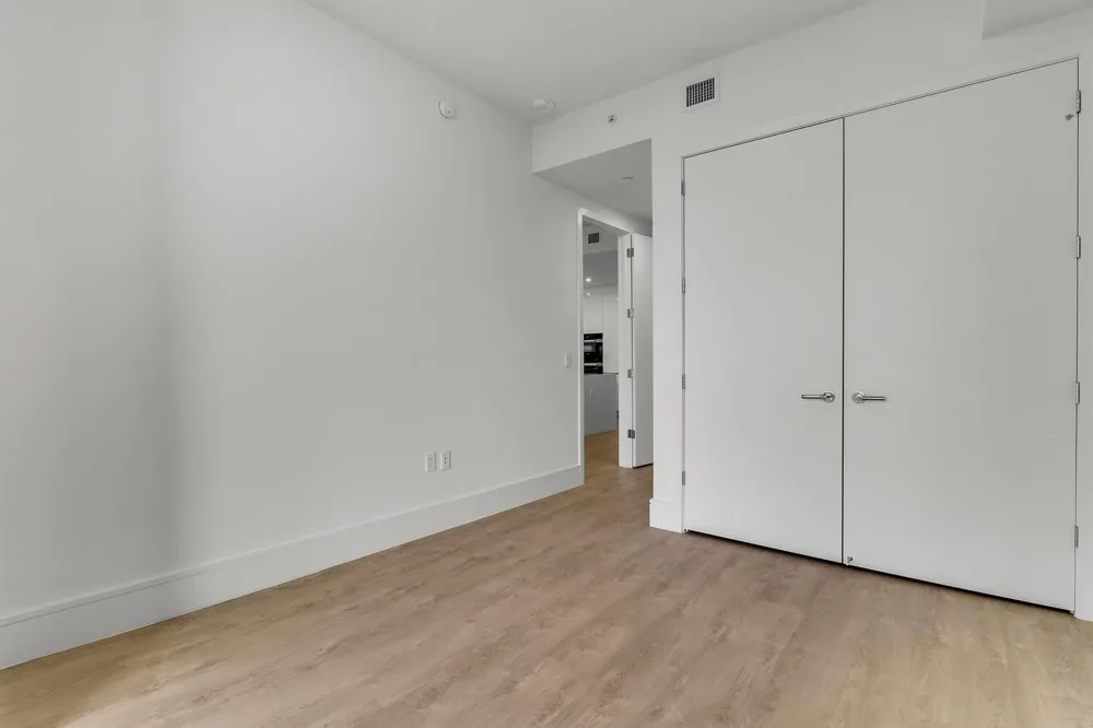 220 Lake Shore Drive #815 Lake Park, FL 33403