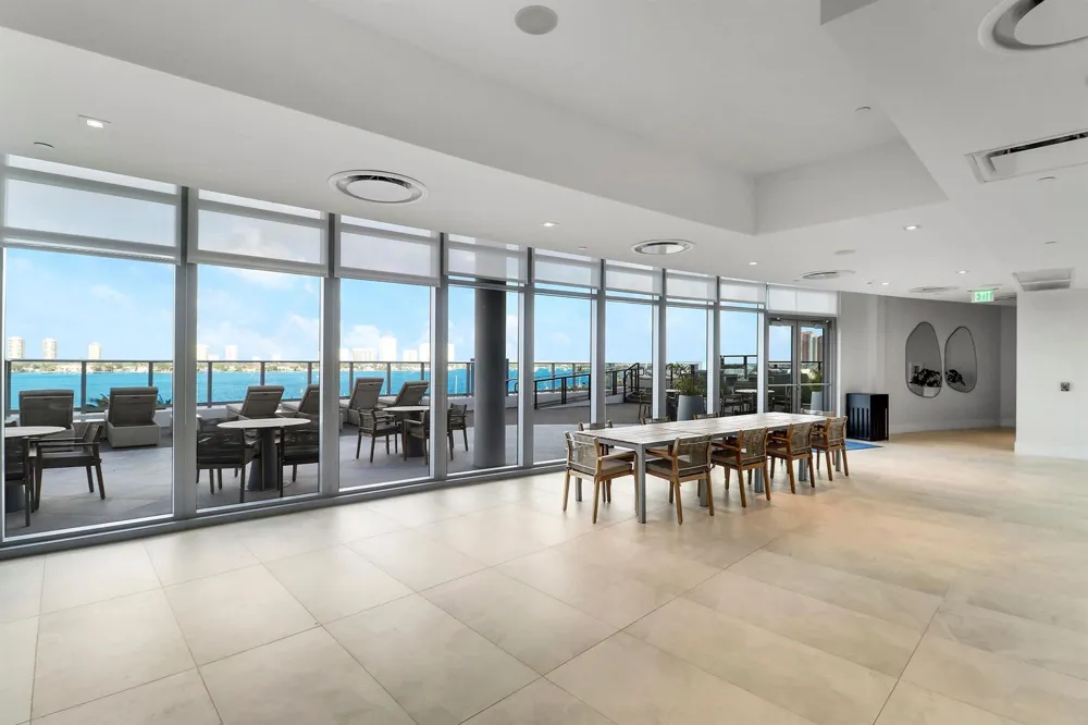 220 Lake Shore Drive #815 Lake Park, FL 33403