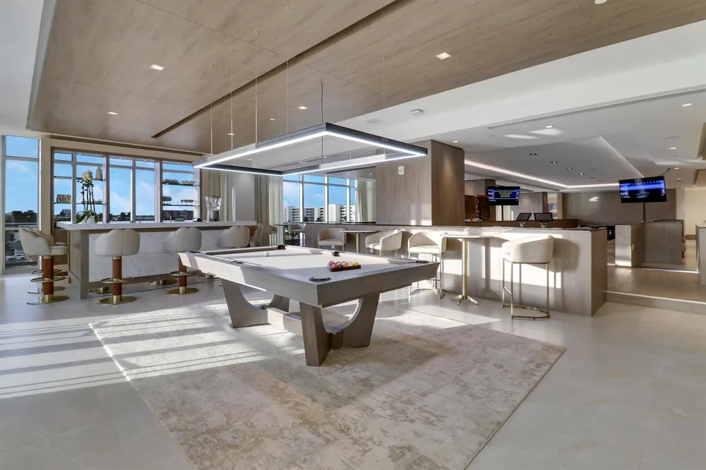 220 Lake Shore Drive #815 Lake Park, FL 33403