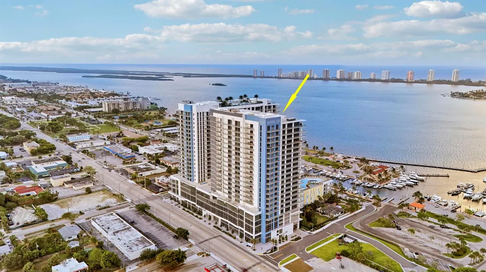 220 Lake Shore Drive #815 Lake Park, FL 33403