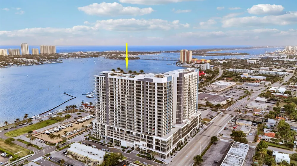 220 Lake Shore Drive #815 Lake Park, FL 33403