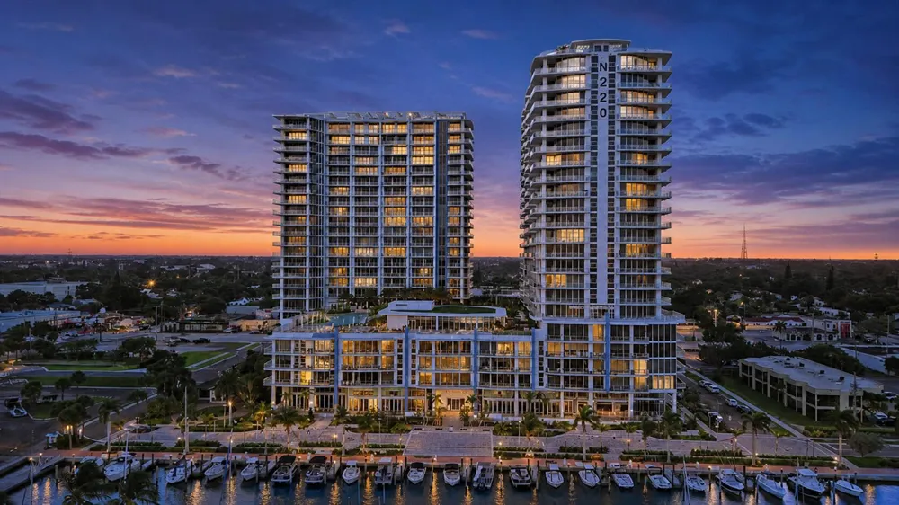 220 Lake Shore Drive #815 Lake Park, FL 33403