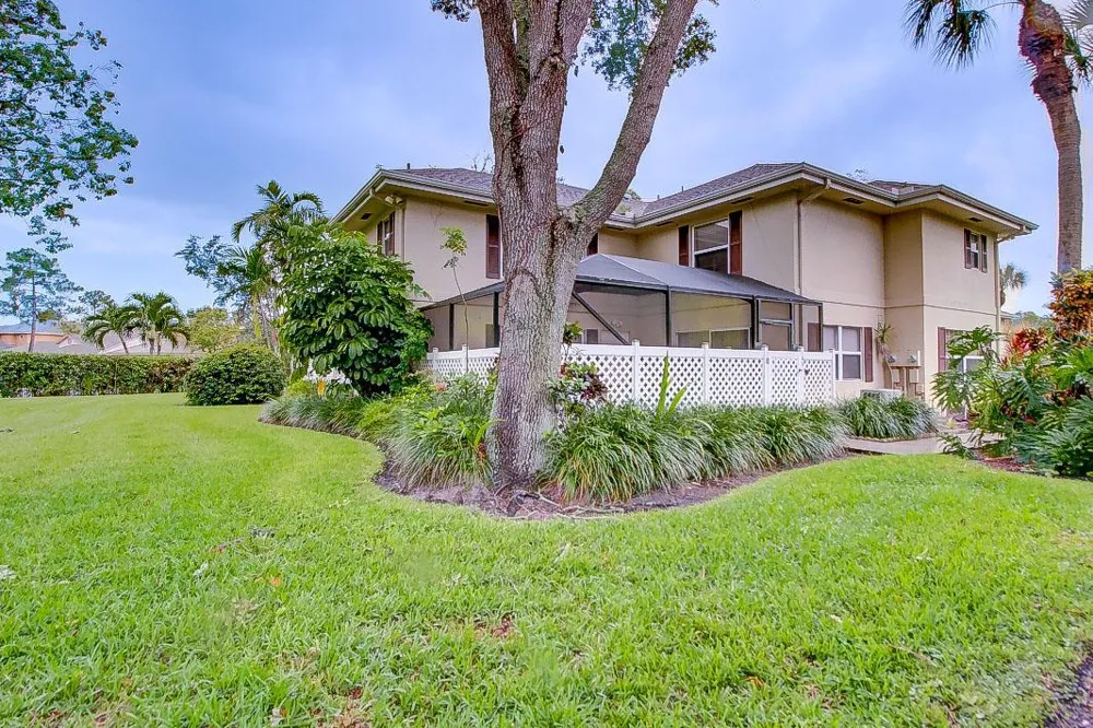 44 Essex Court #B Royal Palm Beach, FL 33411