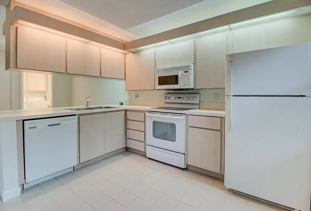 44 Essex Court #B Royal Palm Beach, FL 33411