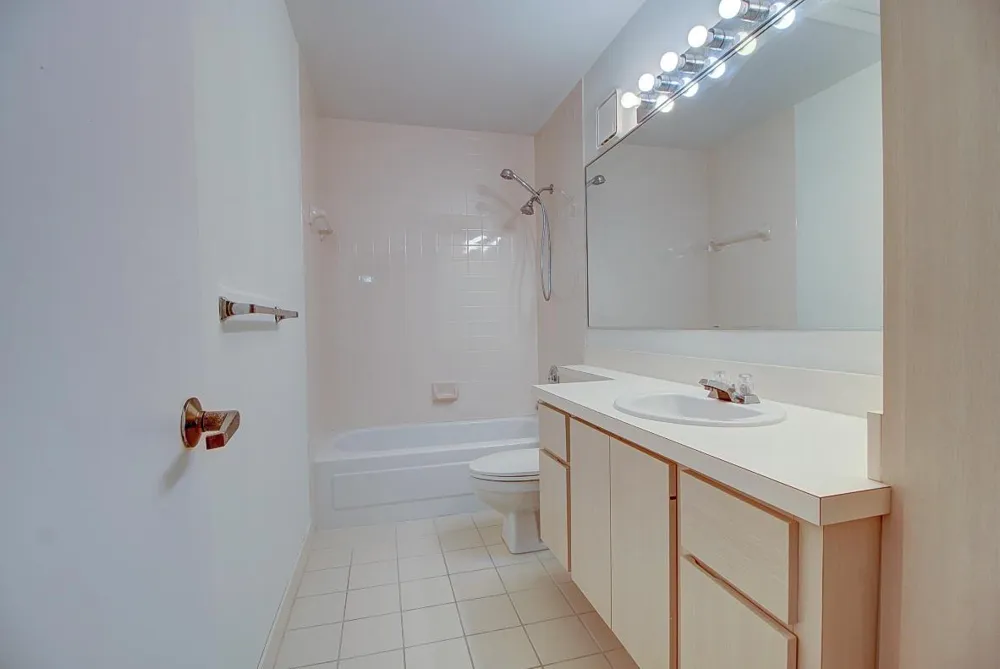 44 Essex Court #B Royal Palm Beach, FL 33411