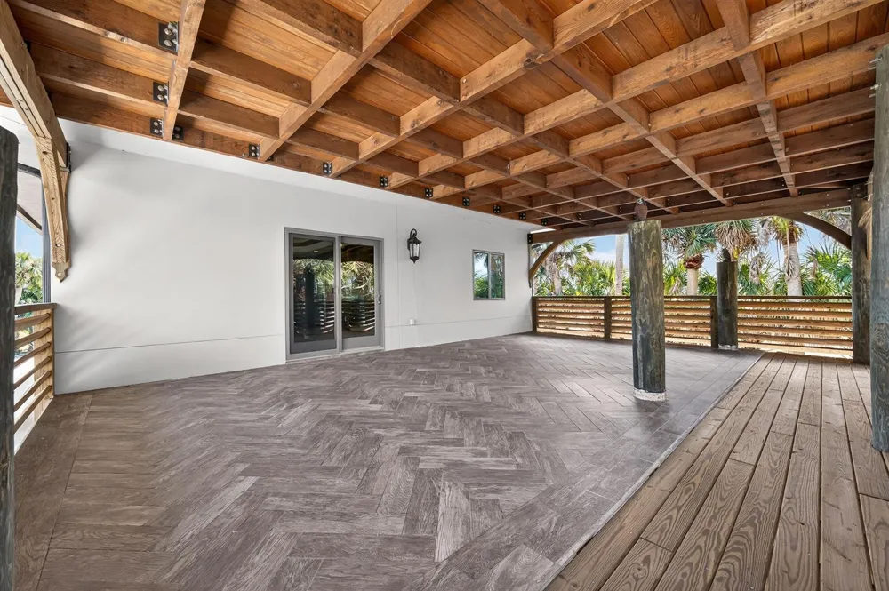 200 S Graves Road Fort Pierce, FL 34945
