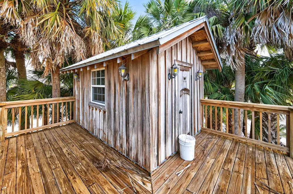 200 S Graves Road Fort Pierce, FL 34945