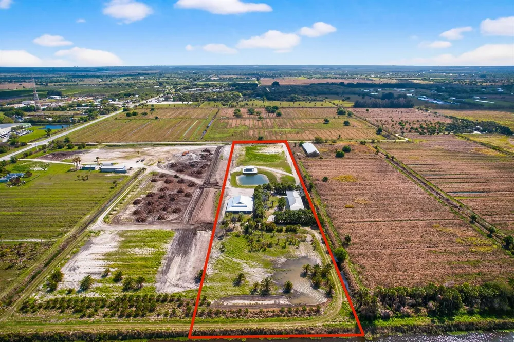 200 S Graves Road Fort Pierce, FL 34945