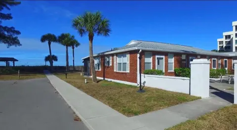 908 Villas Drive #18