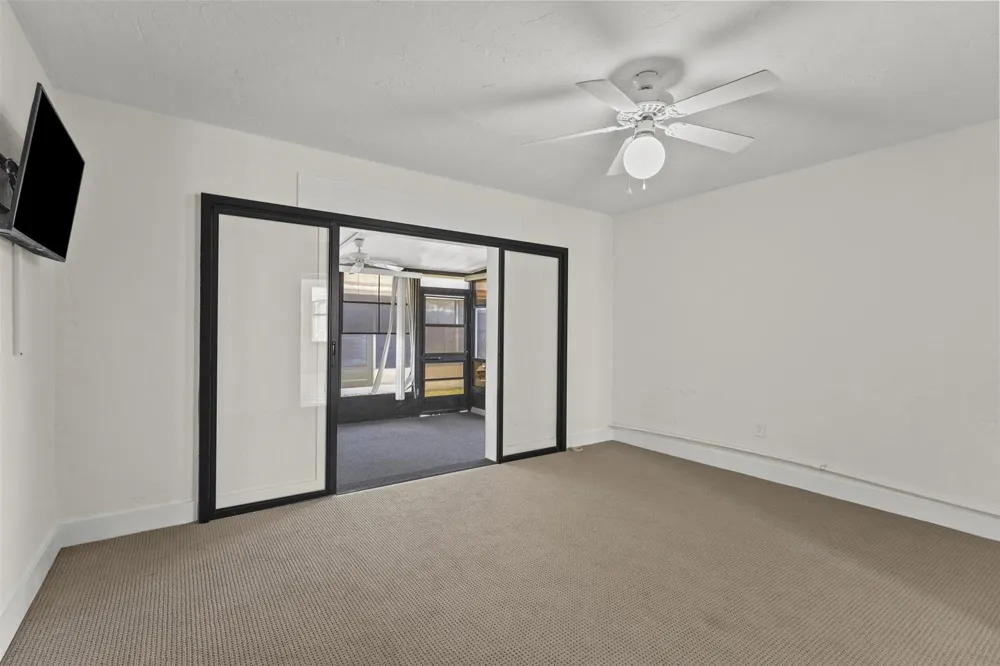 908 Villas Drive #18 Venice, FL 34285