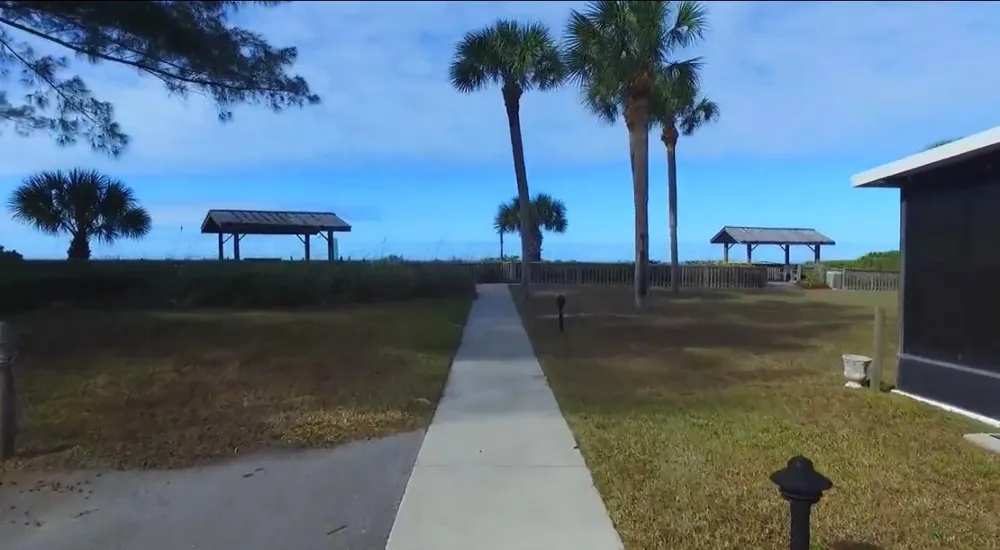 908 Villas Drive #18 Venice, FL 34285