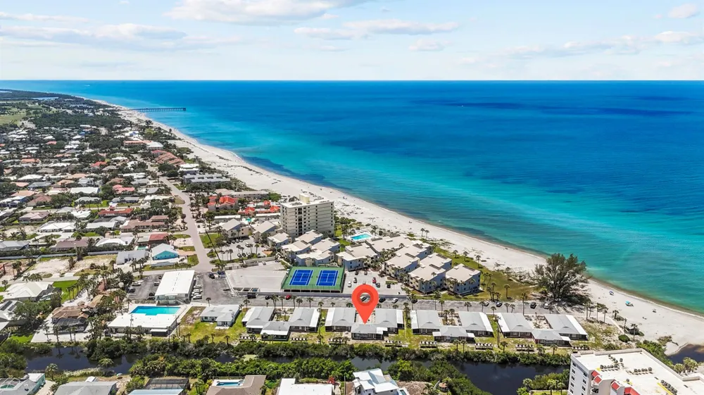 908 Villas Drive #18 Venice, FL 34285
