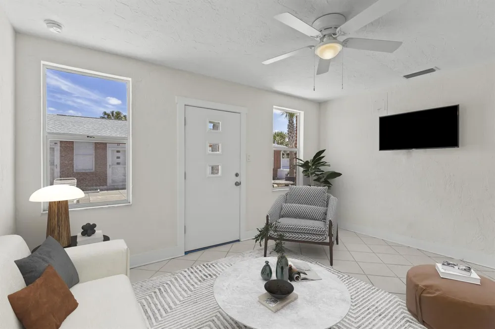908 Villas Drive #18 Venice, FL 34285