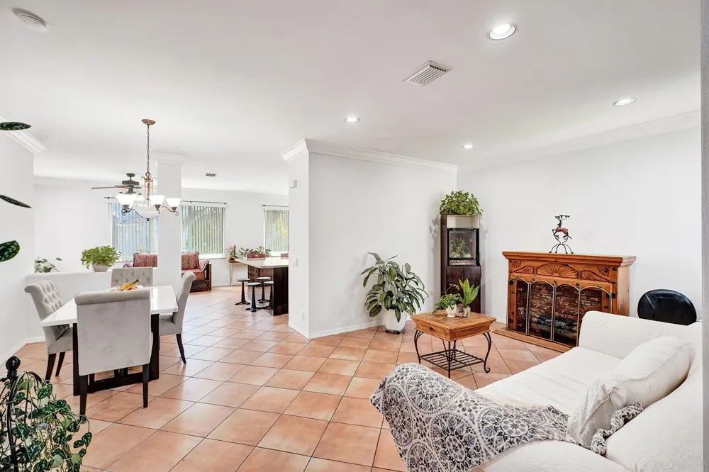 873 Stanton Drive Weston, FL 33326