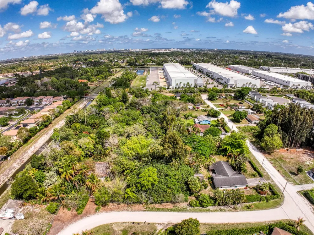 470 63rd Trail West Palm Beach, FL 33413
