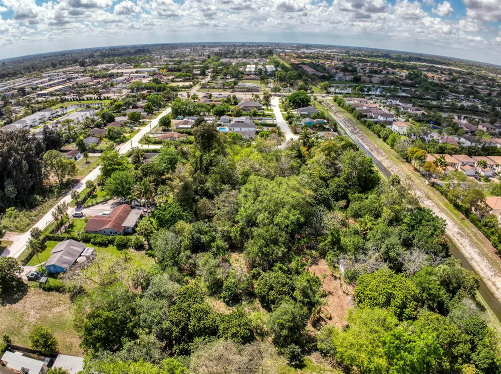 470 63rd Trail West Palm Beach, FL 33413