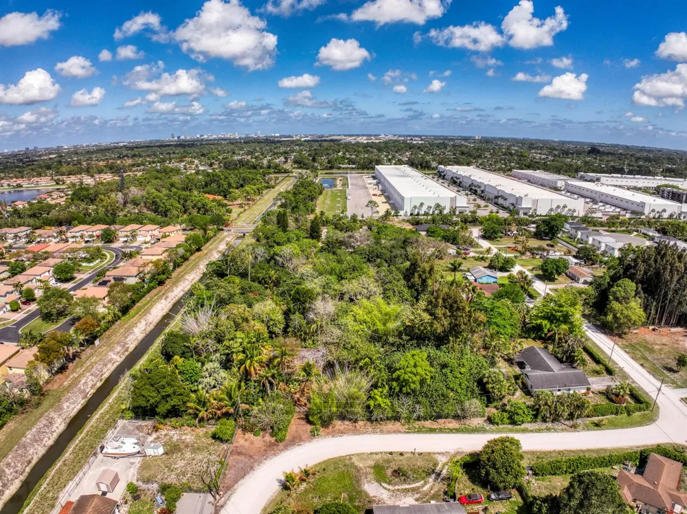 470 63rd Trail West Palm Beach, FL 33413