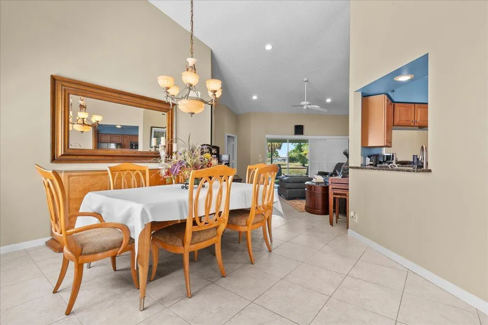 2424 SW Foxpoint Trail Palm City, FL 34990