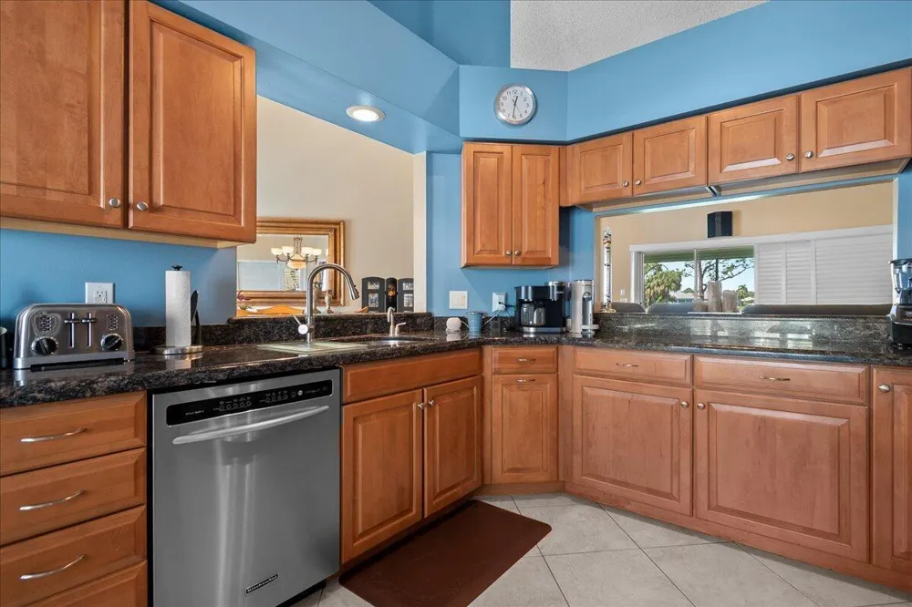 2424 SW Foxpoint Trail Palm City, FL 34990