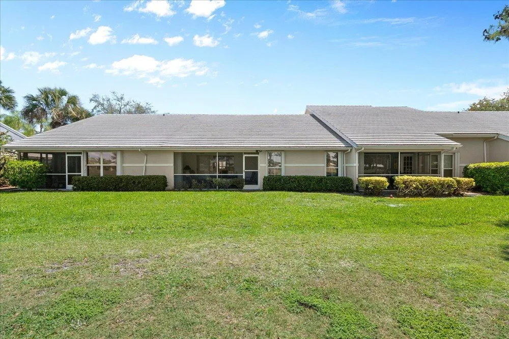 2424 SW Foxpoint Trail Palm City, FL 34990