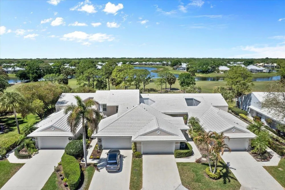 2424 SW Foxpoint Trail Palm City, FL 34990