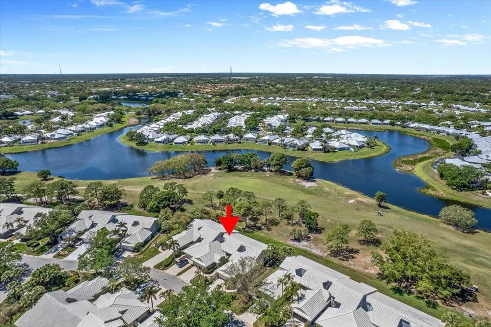 2424 SW Foxpoint Trail Palm City, FL 34990