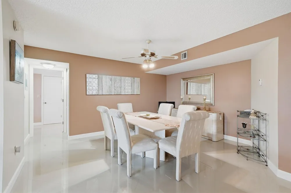 1201 S Ocean Drive #506s Hollywood, FL 33019