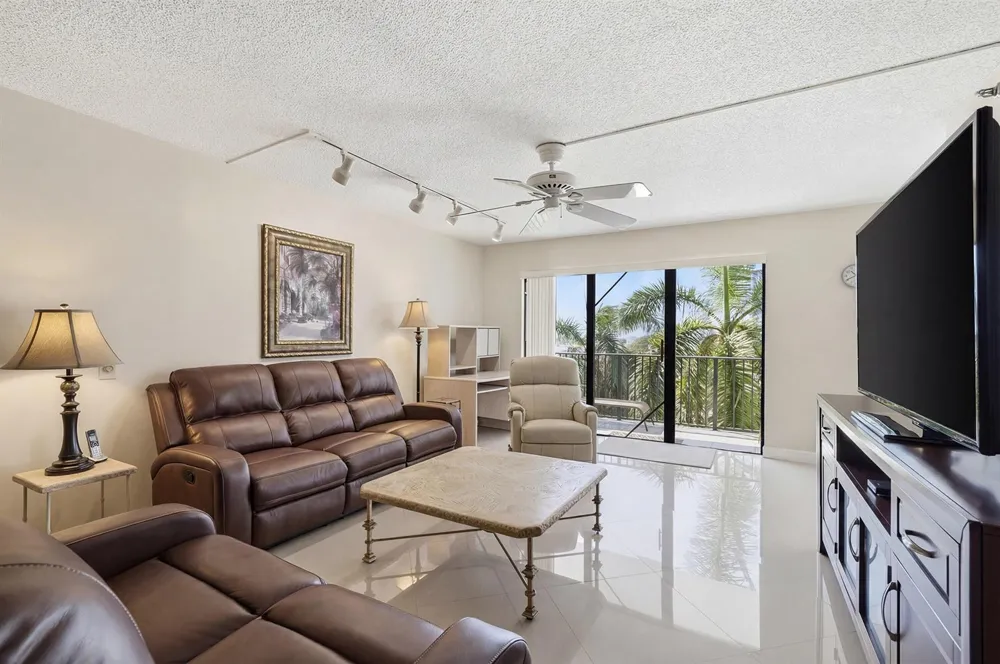 1201 S Ocean Drive #506s Hollywood, FL 33019