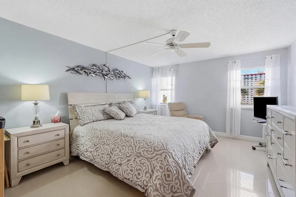 1201 S Ocean Drive #506s Hollywood, FL 33019
