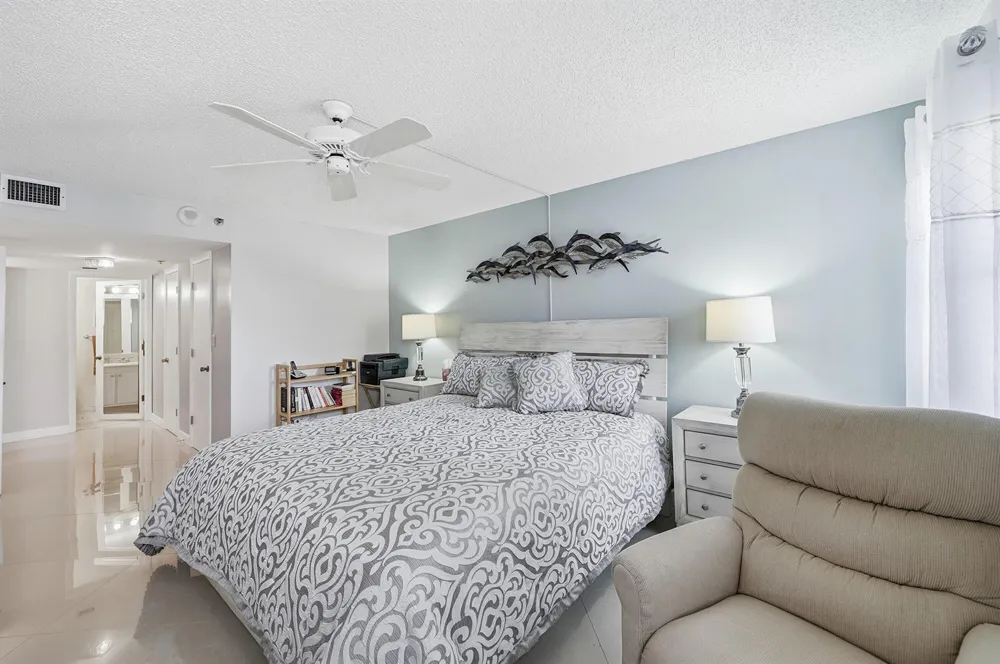 1201 S Ocean Drive #506s Hollywood, FL 33019