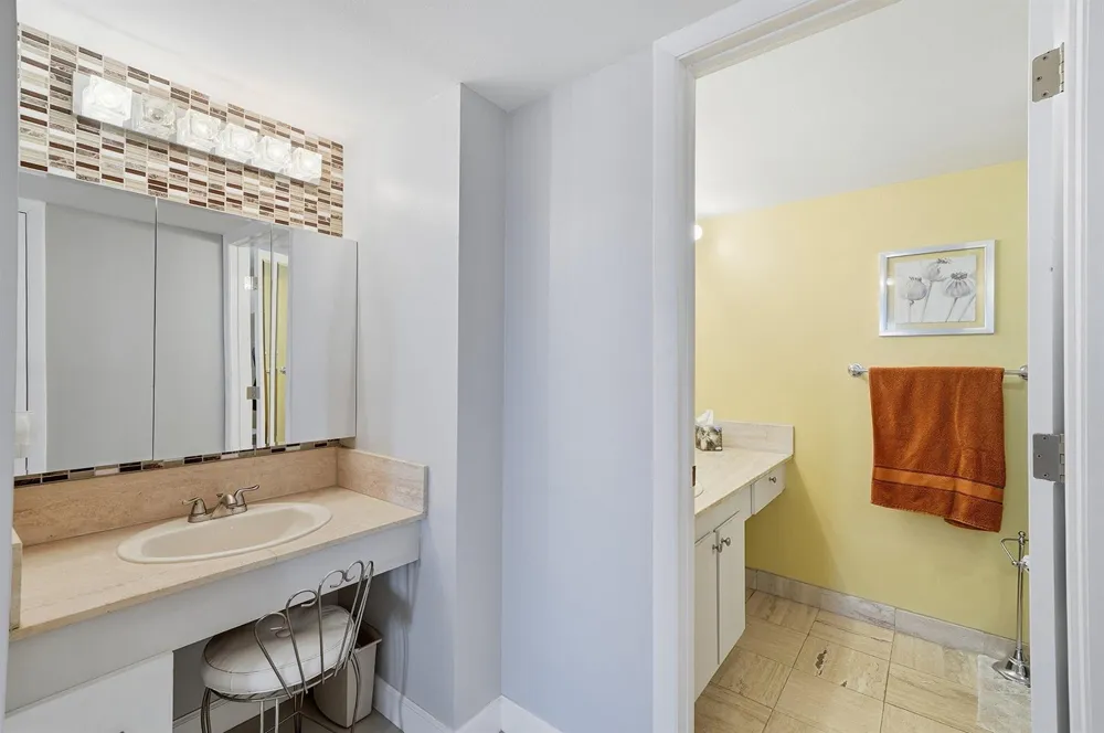 1201 S Ocean Drive #506s Hollywood, FL 33019