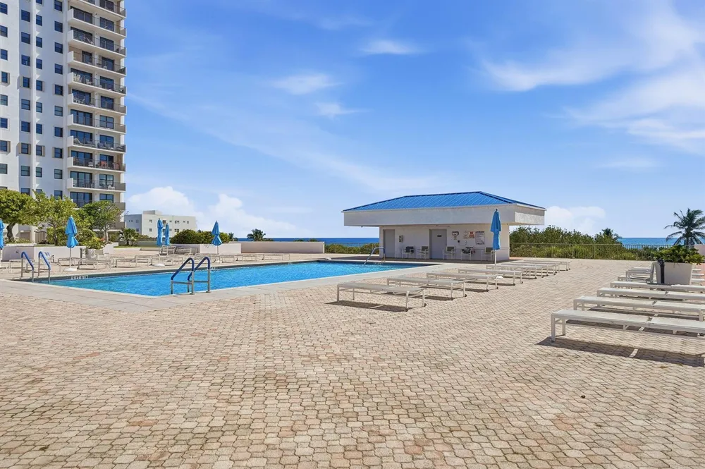 1201 S Ocean Drive #506s Hollywood, FL 33019